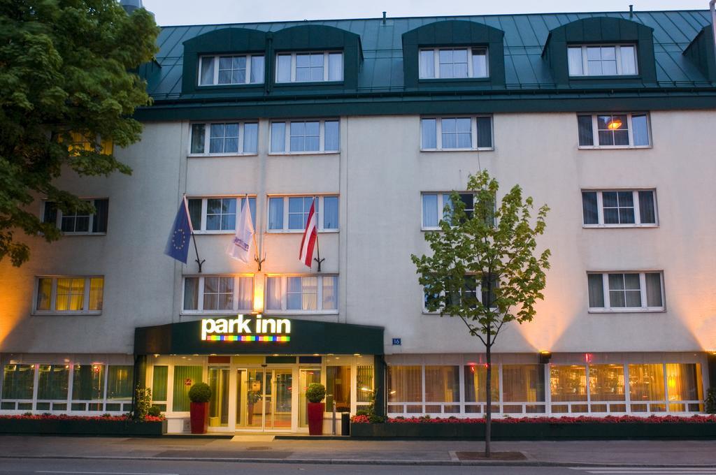 Park Inn By Radisson Uno City Vídeň Exteriér fotografie